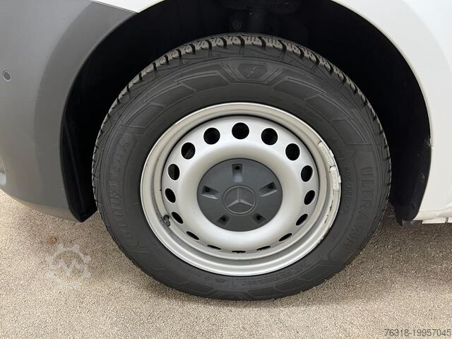 Minibus Mercedes-Benz Vito 114 CDI Kasten Extralang Sortimo-Regale