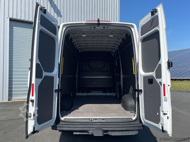 High top van MAN TGE 3.180 L4H3 Kasten SITZHZ NAVI PDC MFL