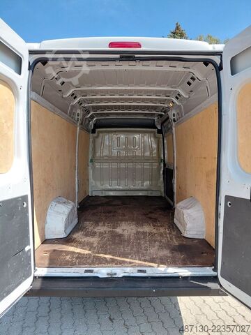 Panel van PEUGEOT Boxer Premium 350 L4H2 Heavy
