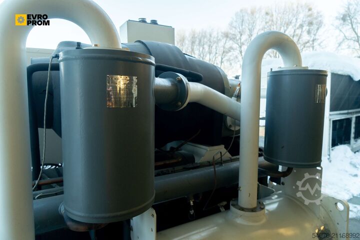 Kältemaschine Used Watercooled chiller TRANE RTHD 300 SE 1055 kW. 2016 yom