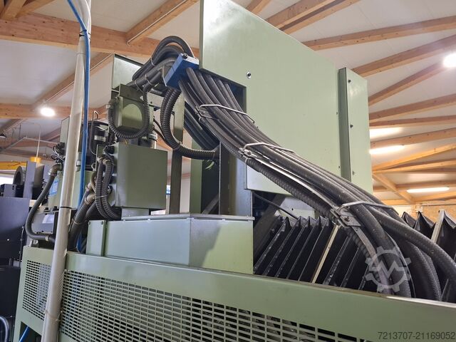Vertikales Bearbeitungszentrum Okuma keine DMG Mori VR40