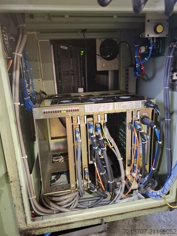 Vertikales Bearbeitungszentrum Okuma keine DMG Mori VR40