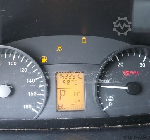 Box van mercedes-benz SPRINTER 310 CDI MAXI EURO-5 KOFFER REGALE KAMERA DURCHGANG