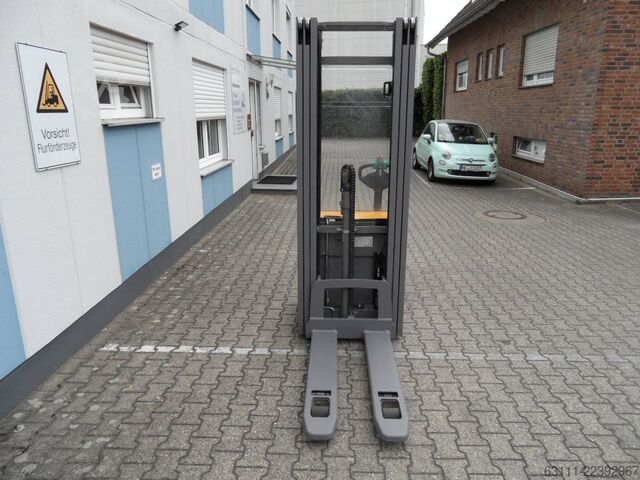 High Lift stacker Jungheinrich EJC 214z - Initialhub - 5,35 m Triplex