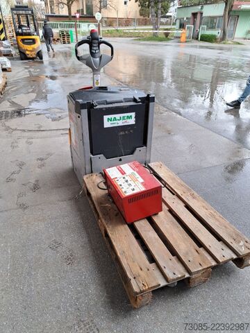 Hand Pallet Truck Still EXU-H 20