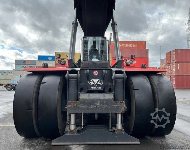 Full-container reach stacker CVS Ferrari F500RS6 S