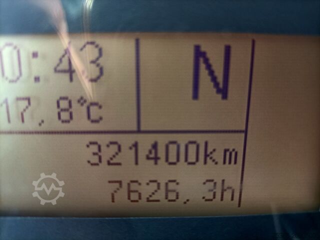 Truck with flatbed and tarpaulin Iveco EUROCARGO 140-250