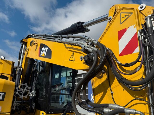 Mobilbagger  M323F 4x4 Zweiwegebagger