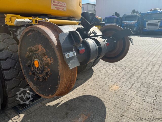 Mobilbagger  M323F 4x4 Zweiwegebagger