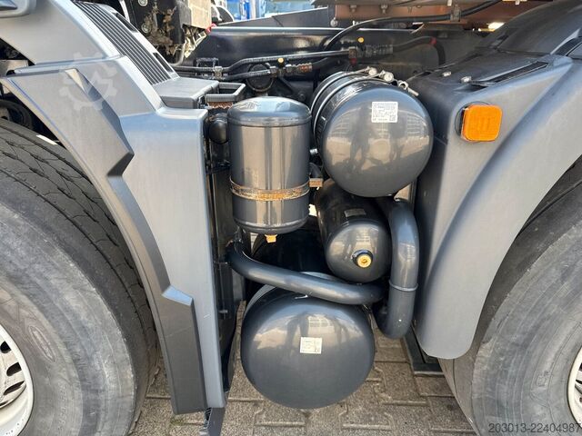 Betonmischer LKW MAN 35.400 8x4 BB CH Betonmischer Liebherr