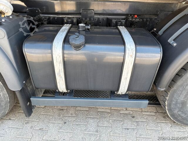 Betonmischer LKW MAN 35.400 8x4 BB CH Betonmischer Liebherr