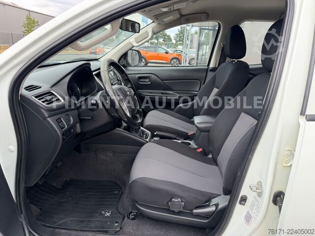Pick-up van MITSUBISHI L200  D/C 220DI-D M-PRO Doppelkabine 4WD