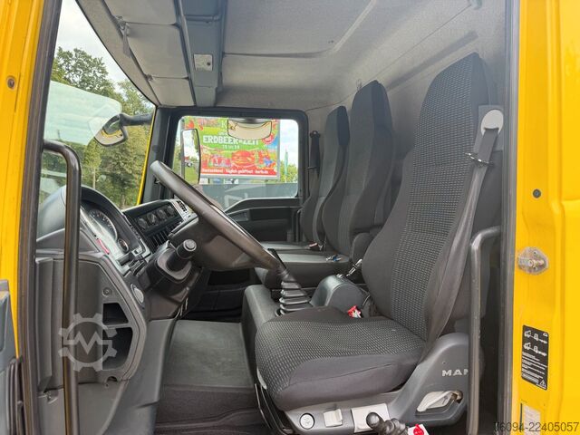 Autokranwagen MAN TGM 8.180 Kipper KRAN Greifer