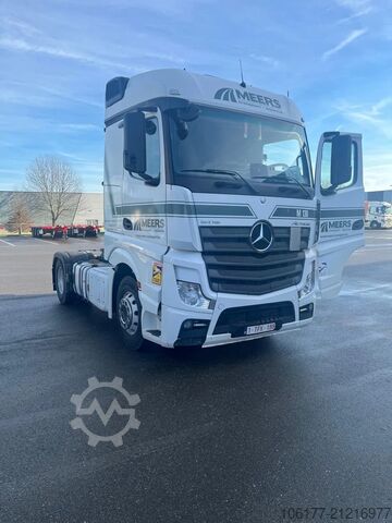 Standard-SZM Mercedes-Benz Actros 1843