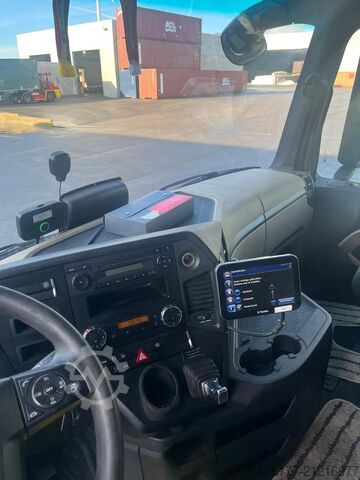 Standard-SZM Mercedes-Benz Actros 1843