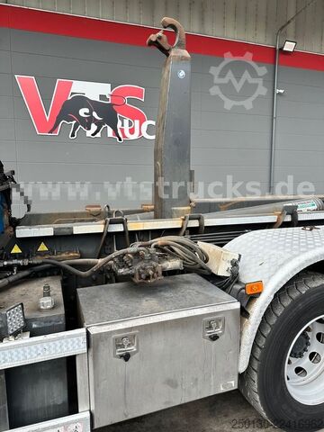 Roll-off tipper truck VOLVO FM 410 8x4 BL Tridem VDL & ATLAS 206.3E LK *10 m