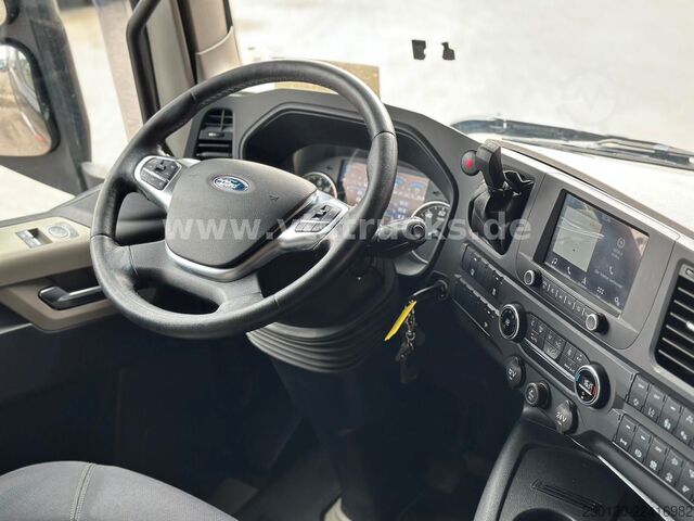 Standard tractor unit FORD F-MAX 500 4x2 Blatt-/Luft, Euro6e