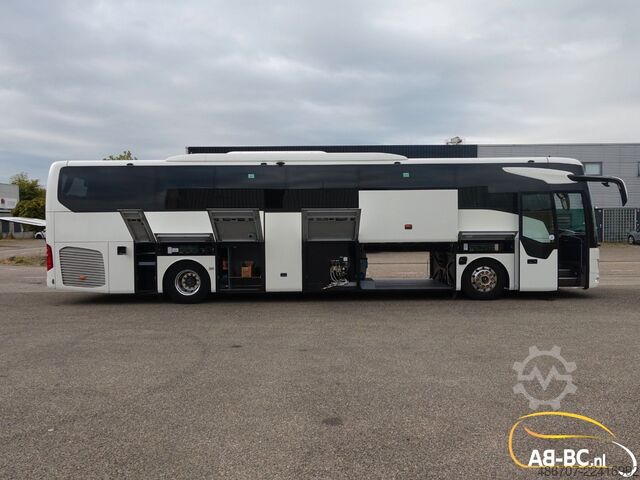 Motor coach MERCEDES-BENZ Tourismo RHD, 55 Sitze, Euro 6