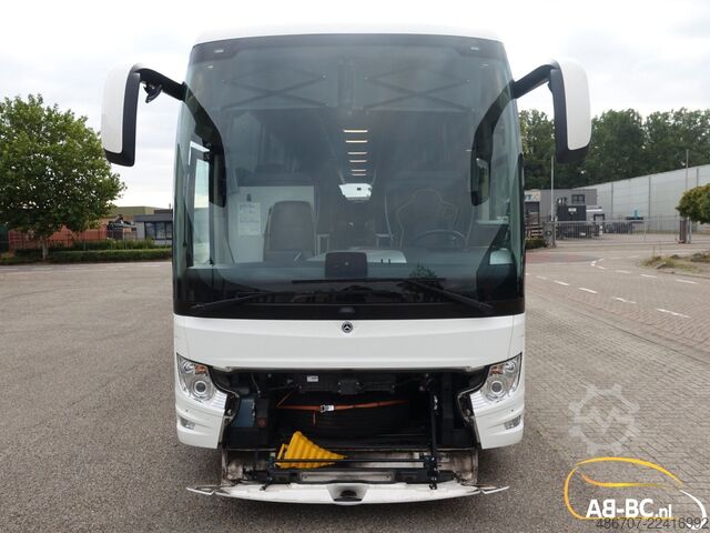 Motor coach MERCEDES-BENZ Tourismo RHD, 55 Sitze, Euro 6