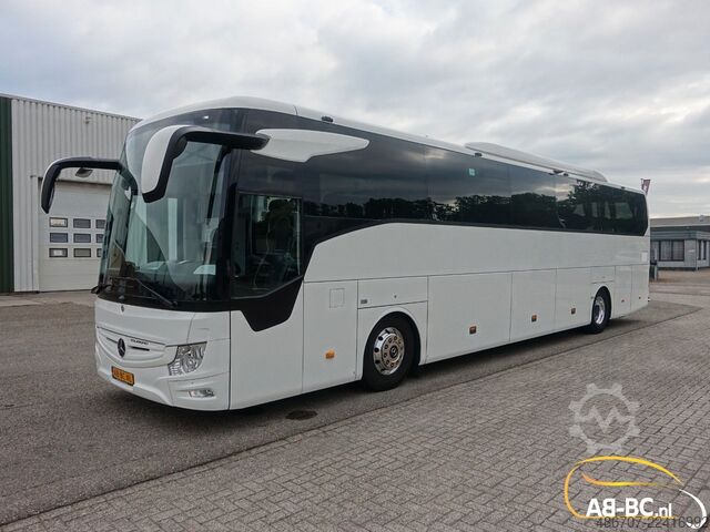 Motor coach MERCEDES-BENZ Tourismo RHD, 55 Sitze, Euro 6