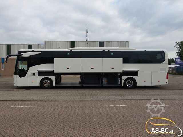 Motor coach MERCEDES-BENZ Tourismo RHD, 55 Sitze, Euro 6