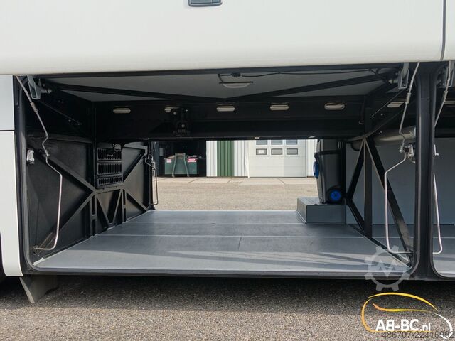 Motor coach MERCEDES-BENZ Tourismo RHD, 55 Sitze, Euro 6