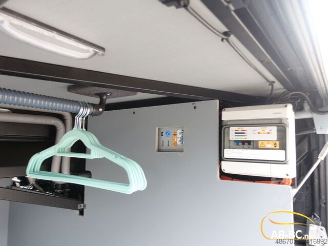 Motor coach MERCEDES-BENZ Tourismo RHD, 55 Sitze, Euro 6