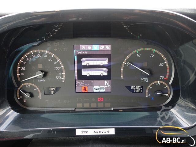 Motor coach MERCEDES-BENZ Tourismo RHD, 55 Sitze, Euro 6
