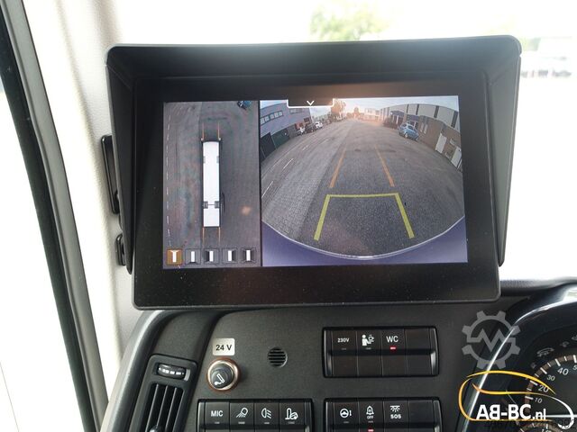 Motor coach MERCEDES-BENZ Tourismo RHD, 55 Sitze, Euro 6