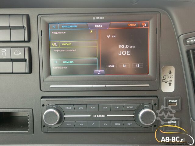 Motor coach MERCEDES-BENZ Tourismo RHD, 55 Sitze, Euro 6