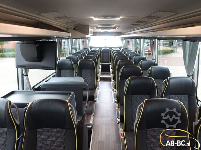 Motor coach MERCEDES-BENZ Tourismo RHD, 55 Sitze, Euro 6