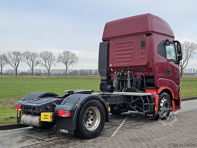 Standard-SZM IVECO S-WAY AS440S48