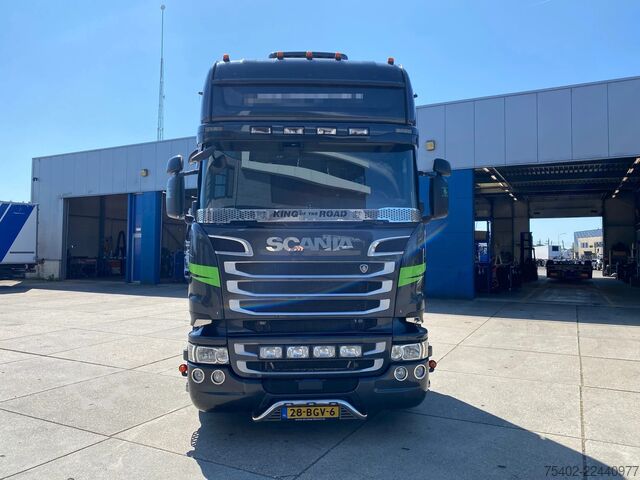 Standard tractor Scania R520 V8 / 6x2/4 / Retarder / Full air suspensio...