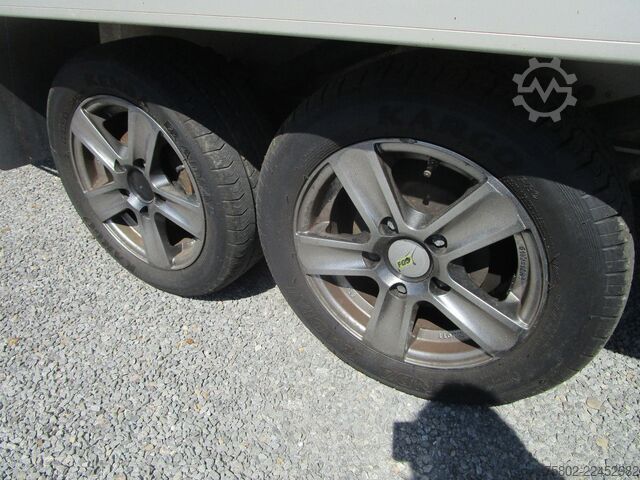 Box van PEUGEOT Boxer  2.0L 130PS*3-Achser+Türen+Rampe hinten*