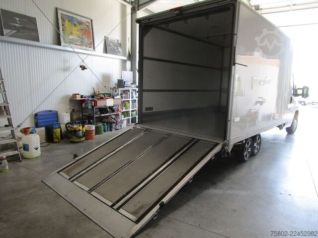 Box van PEUGEOT Boxer  2.0L 130PS*3-Achser+Türen+Rampe hinten*