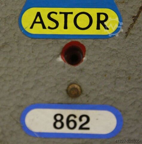 Button machine Astor 862