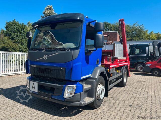 Skip truck VOLVO FL7 Absetzkipper 4x2