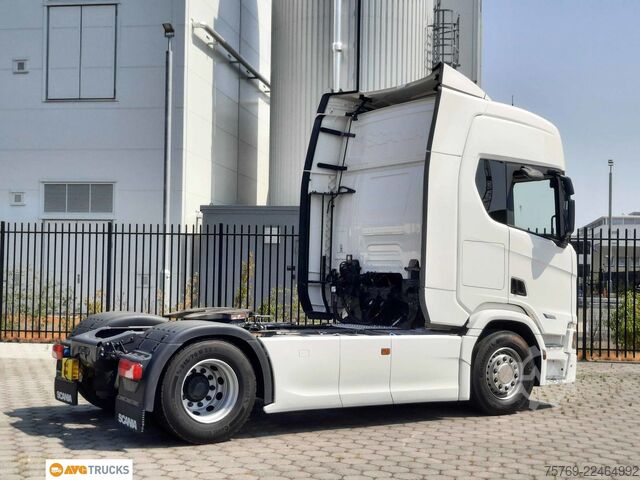 Standard tractor unit SCANIA R 460 Highline Retarder 2 x Tank LDW ACC