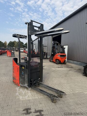 High Level Order Picker Linde D12 HP