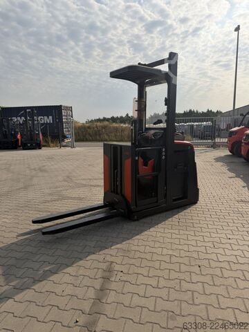 Medium Lift Order Picker Linde V10-02