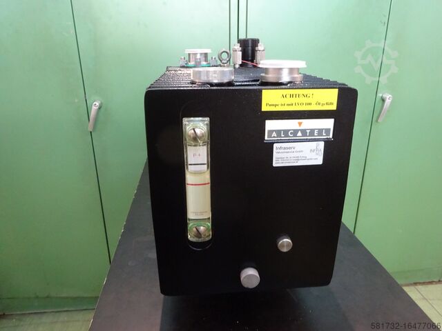 Vacuum pump Alcatel 2063 C 2-Stufige Drehschieberpumpe