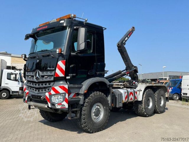 Abrollkipper MERCEDES-BENZ Arocs 3343 6x6 Abrollkipper Singelreifen kz.Rads