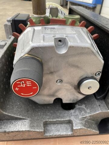 Vakuumpumpe, Flügezellenpumpe, Drehschieberpumpe, Vakuum-Pumpe, Reinraumpumpe, High Vakuum Pump BECKER VX 4.40