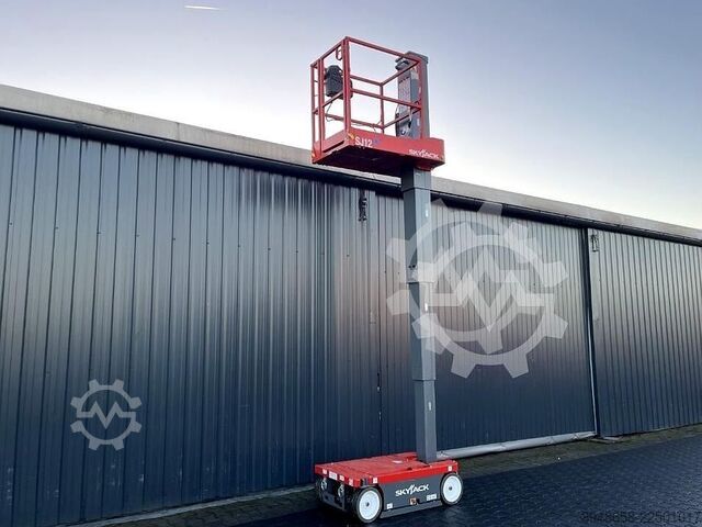 Scherenbühne SkyJack SJ 12