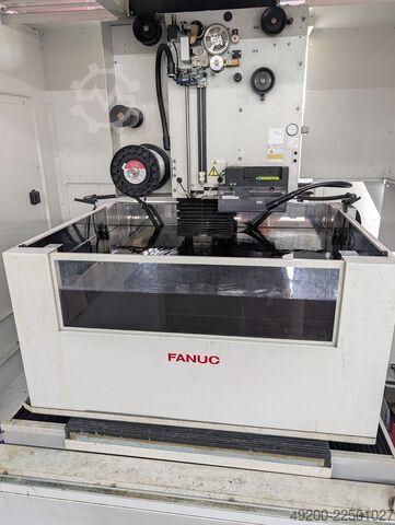 Drahterodiermaschine FANUC ROBOCUT α-1iD