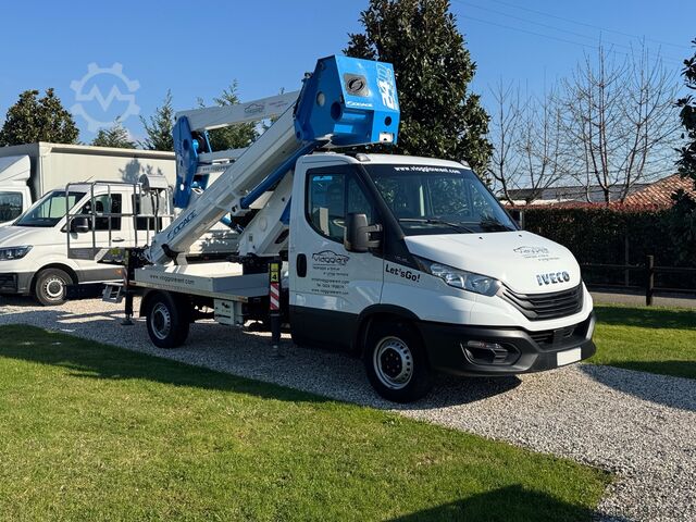 Box van IVECO DAILY SOCAGE PIATTAFORMA