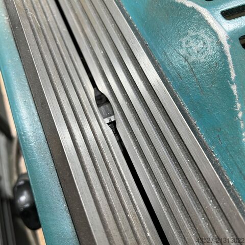 Deburring Machine INDUMASCH Kantenfräsmaschine