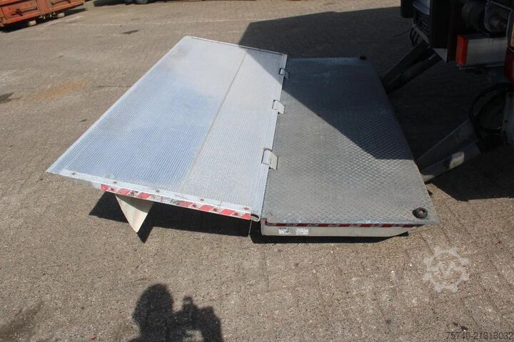 Refrigerated/freezer transport Volvo FE 280 + CARRIER + ATP/FRC + LIFT /EURO 6/ 19T