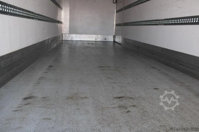 Refrigerated/freezer transport Volvo FE 280 + CARRIER + ATP/FRC + LIFT /EURO 6/ 19T