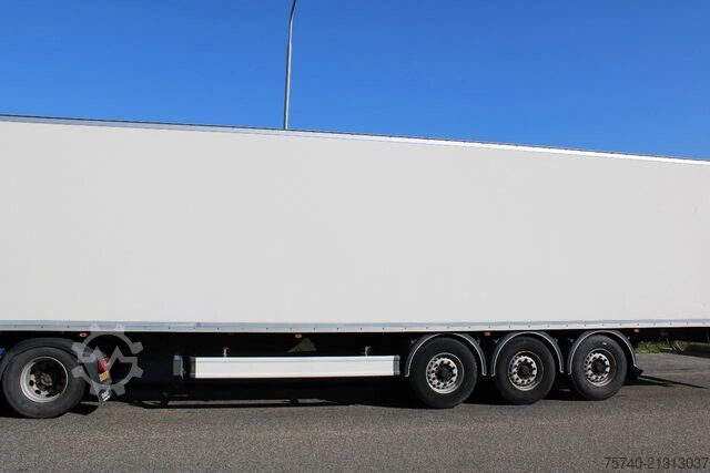 Koffer Kässbohrer 3x axle + bpw